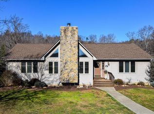 1340 Shorevue Cir, Hardy, VA 24101