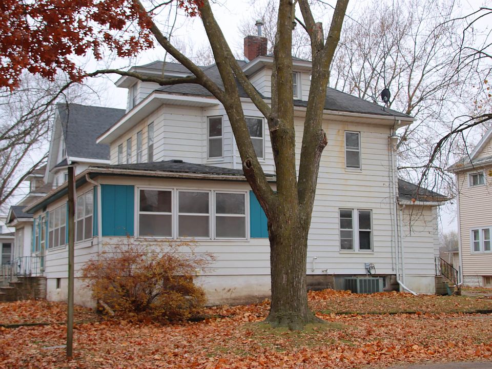 2nd image of 1400 W 3rd St