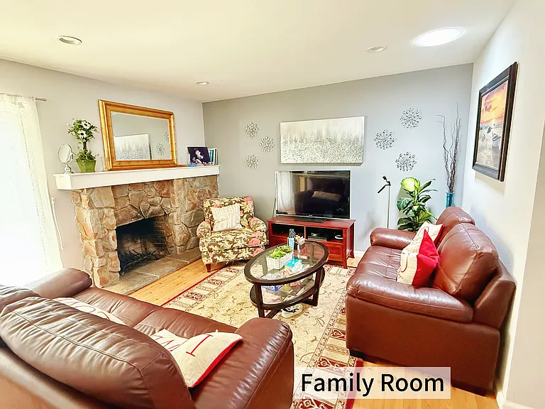150 Beaumere Way — Photo 6