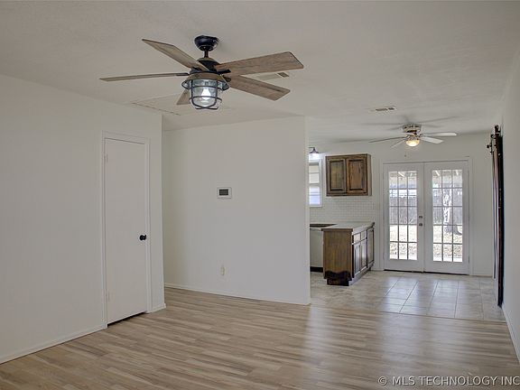 4th image of 1405 N Lang St