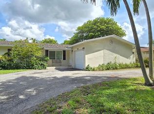 10253 SW 50th St, Cooper City, FL 33328