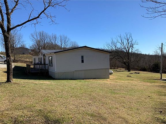 4th image of 2461 Madison 2590