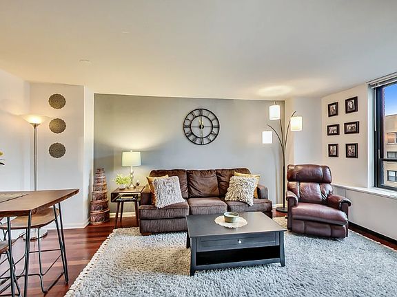 5th image of 222 E Pearson St APT 2307