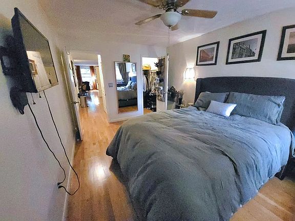 5th image of 648 Warren St #3