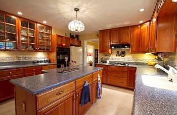 5th image of 3109 Still Pond Ct