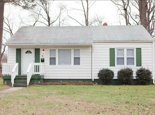 6 Dwight Rd, Newport News, VA 23601