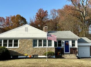 301 Murphy Rd, Wilmington, DE 19803