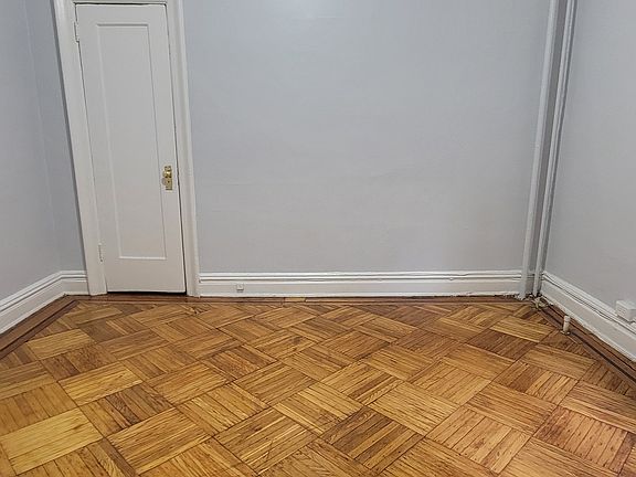 4th image of 101-03 Clifton Pl #2R