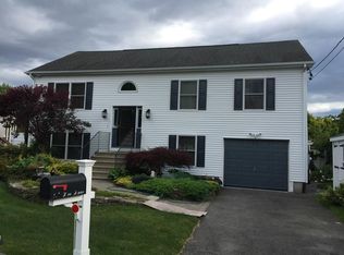 95 Lea Ln, Fall River, MA 02721