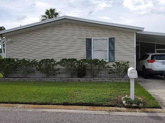 3rd image of 8902 Water Lily Ln
