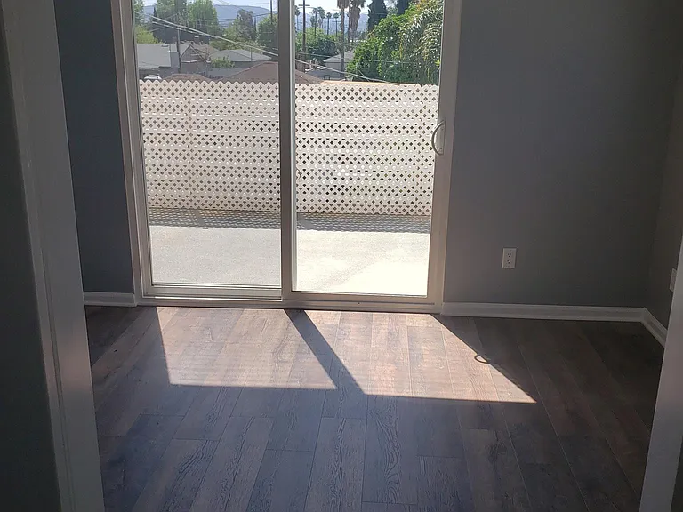 7026 N Tampa Ave — Photo 23