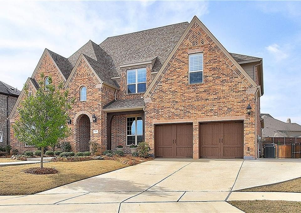 2nd image of 7947 Lawler Park Dr