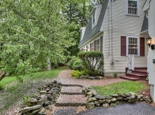 17 Hutchinson Rd, Merrimack, NH 03054