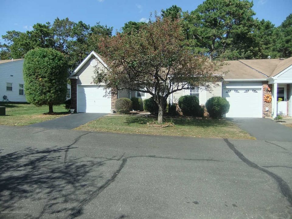 1st image of 30 Nicole Ct #1000