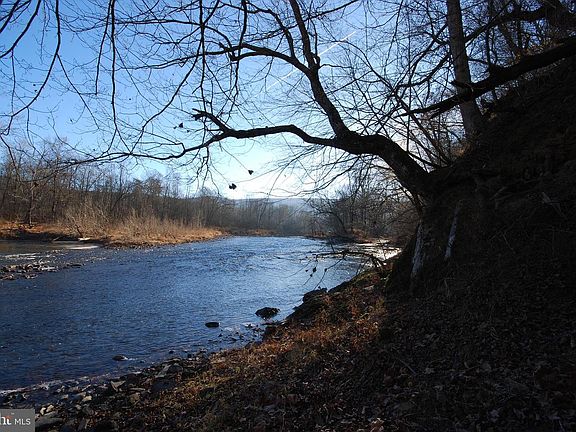 3rd image of 30 Cavalier Way