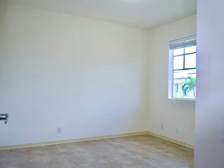 Bedroom 3 - View 1
