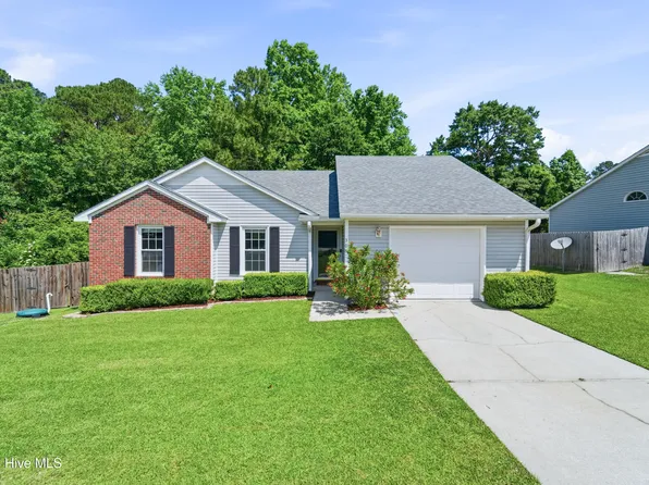 308 Pebble Lane, Jacksonville, NC 28546