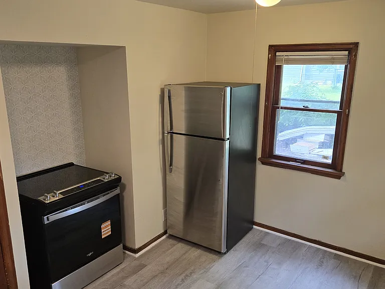 1606 E Whittier St #1606 — Photo 2