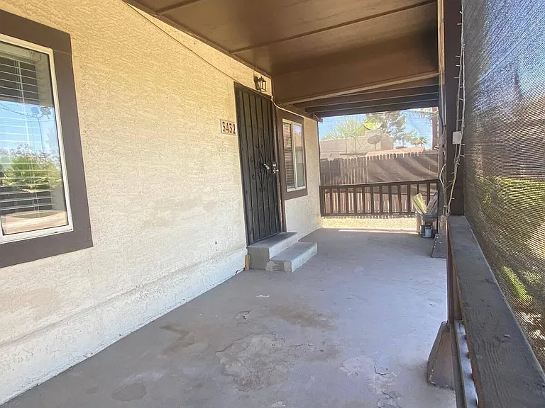 3432 E Cambridge Ave — Photo 4