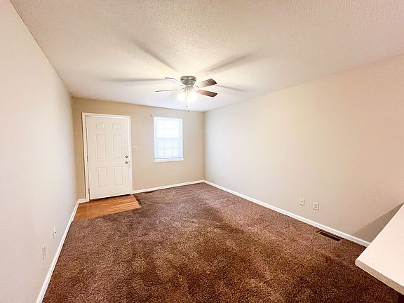 4th image of 1511 W Knollwood Cir APT A