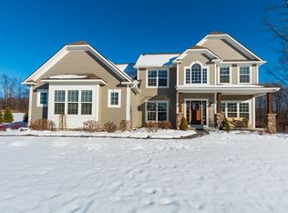 9121 Whistling Swan Ln, Manlius, NY 13104