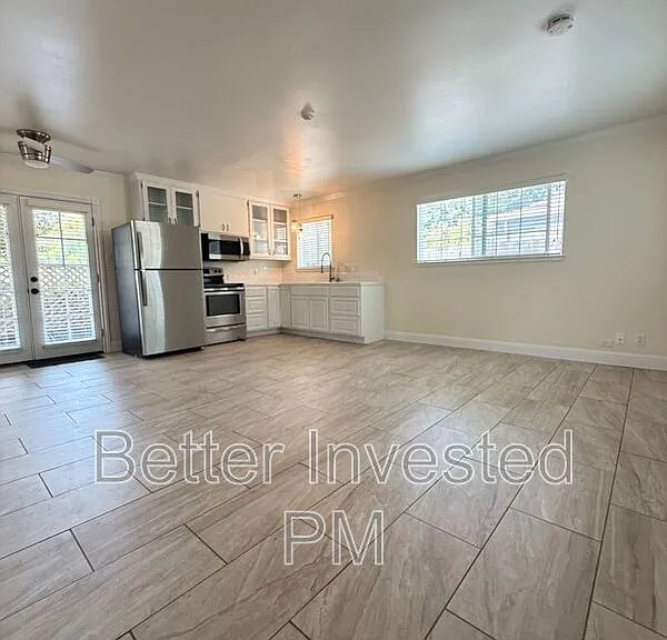 92 Hendley St — Photo 3
