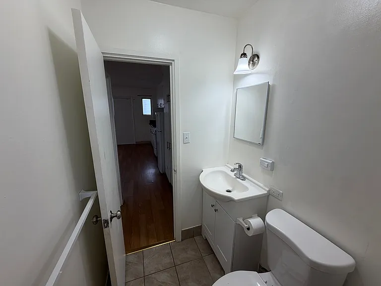 1712 Poki St — Photo 5