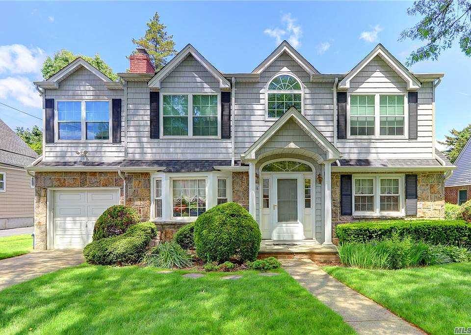 1st image of 35 Primrose Dr