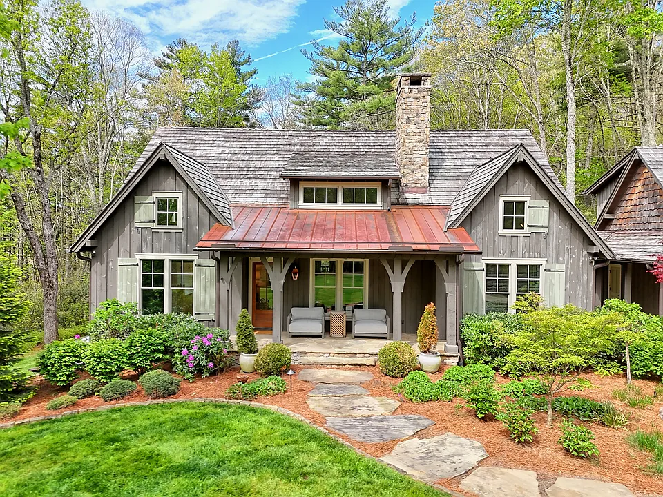 545 Cross Creek Trl
