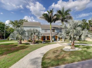 9855 59th Ave N, Saint Petersburg, FL 33708