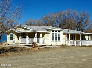 80 Road 350, Flora Vista, NM 87415