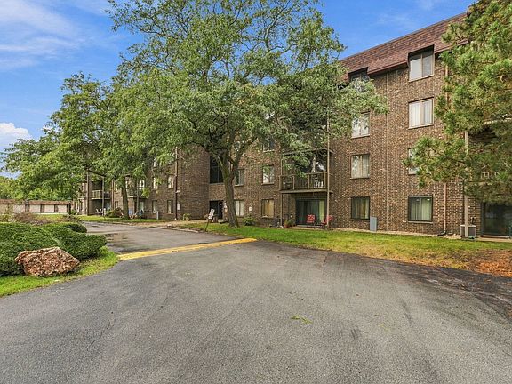 3rd image of 820 Elder Rd APT 202