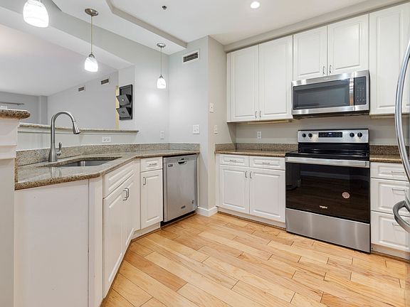 5th image of 175 Cottage St APT 214