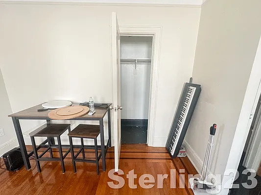 Rented by Sterling Realty Solution Inc | media 12