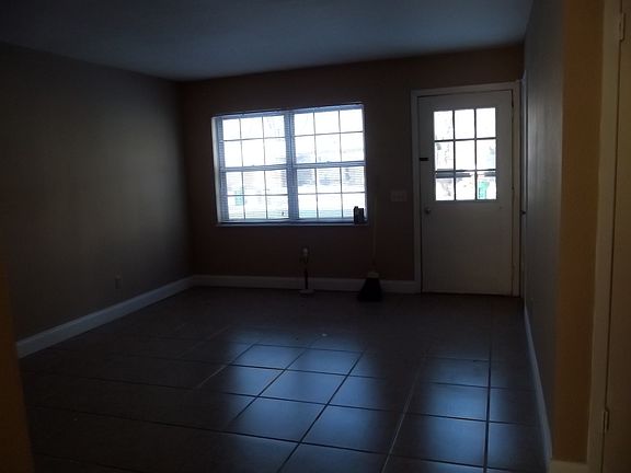 2nd image of 415 Dartmouth Dr