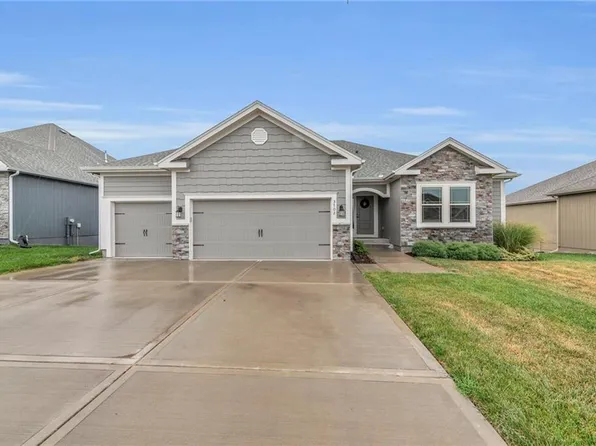 3702 NE 91st Pl, Kansas City, MO 64156
