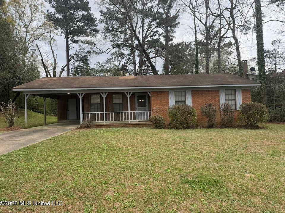 1st image of 314 Pinehurst Cir