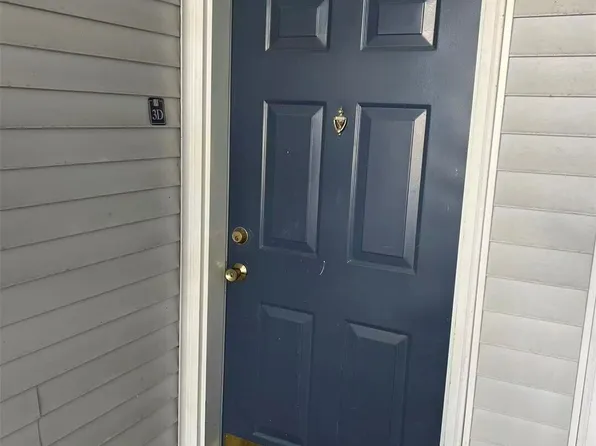 1160 Monroe Avenue NE #D3, Renton, WA 98056