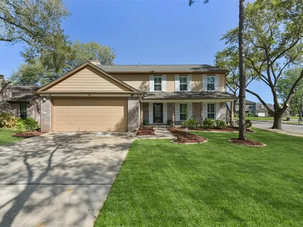 3539 Hidden Creek Dr, Sugar Land, TX 77479