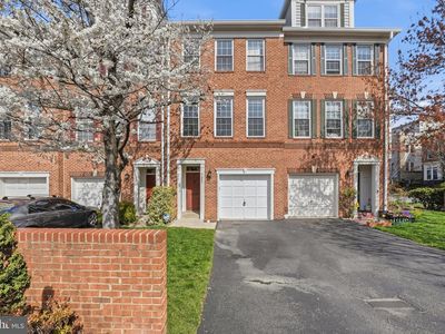 3605 12th St S, Arlington, VA, 22204