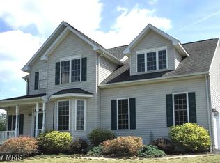 828 Nestle Quarry Rd, Falling Waters, WV 25419