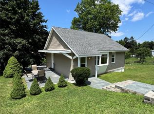 35 Willow Road, Beacon, NY 12508