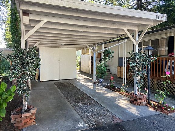 5th image of 900 29th Street SE #D1