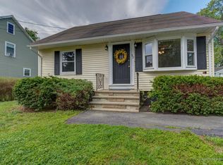 52 Hawthorne St, Portland, ME 04103