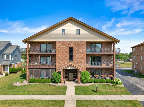 16719 Paxton Ave APT 2S, Tinley Park, IL 60477