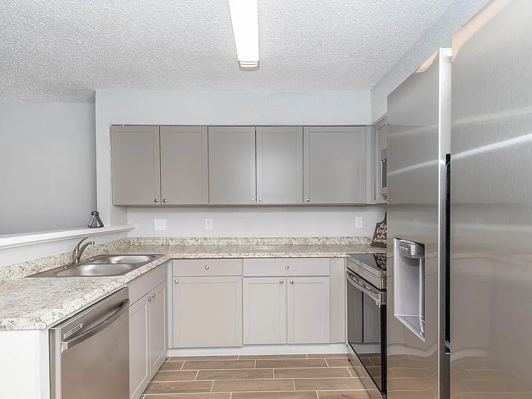 810 Dunson Glen Dr — Photo 13