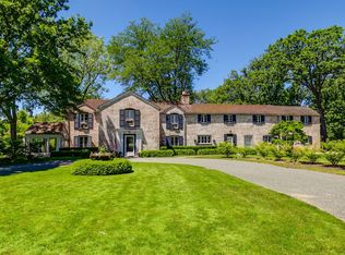 2000 Knollwood Rd, Lake Forest, IL 60045