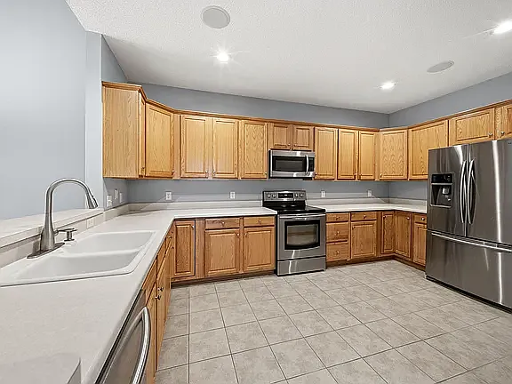 13872 Autumnwood Ct — Photo 6
