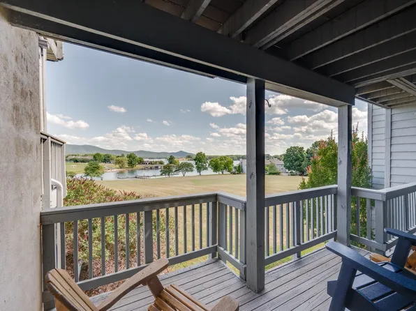 120 Sailors Cove Dr Unit 1308, Moneta, VA 24121