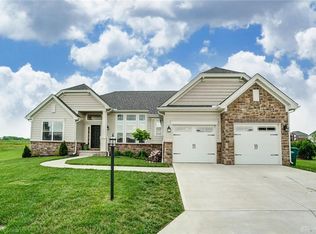 1617 Weeping Willow Ct, Bellbrook, OH 45305
